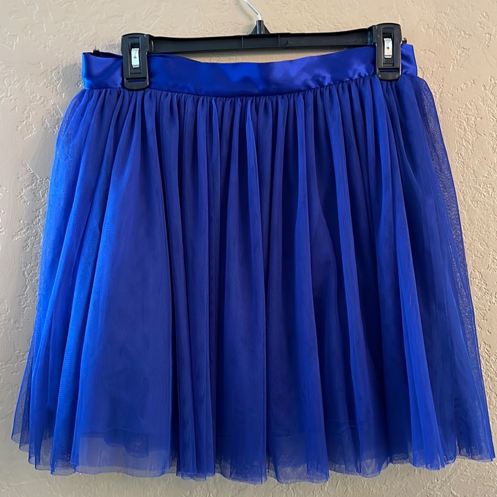 B. Darlin mesh tulle skirt color blue ribbon waist back zipper size Small